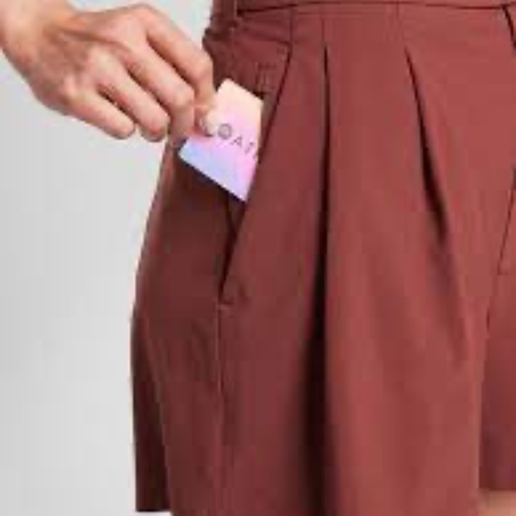 Athleta Skyline Short II - Picture 3 of 6